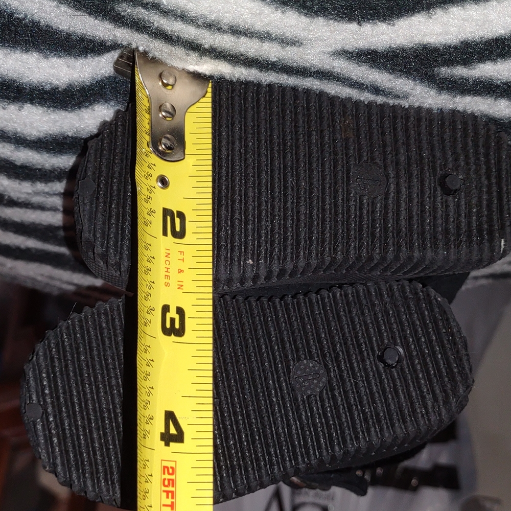 👣Shoe Box Trading Black Two Buckle Boot length measurement approx 5" long exte - Picture 12 of 12